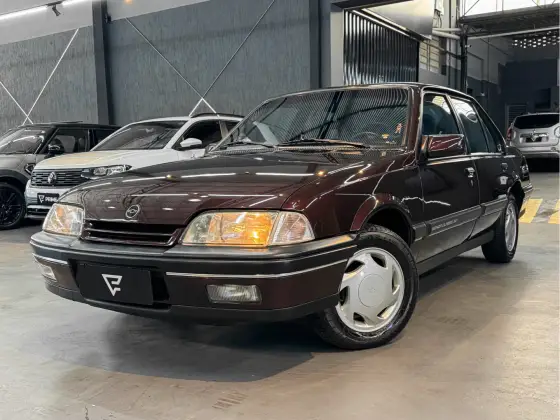 CHEVROLET MONZA 2.0 MPFI CLASSIC SE 8V GASOLINA 4P AUTOMÁTICO CHEVROLET MONZA 2.0 MPFI CLASSIC SE 8V GASOLINA 4P AUTOMÁTICO