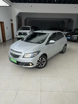 CHEVROLET ONIX 1.4 MPFI LTZ 8V FLEX 4P AUTOMÁTICO