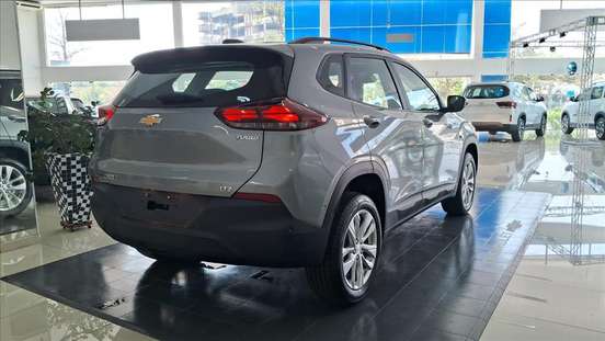 CHEVROLET-TRACKER-2024