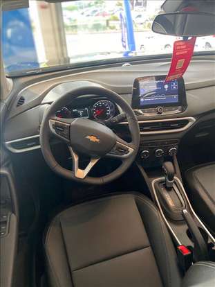 CHEVROLET-TRACKER-2024