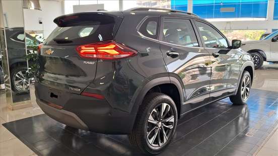 CHEVROLET-TRACKER-2024