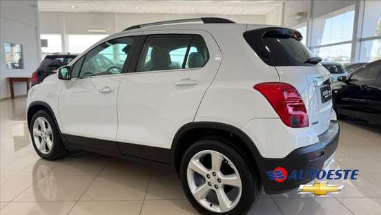 CHEVROLET-TRACKER-2014