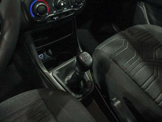 FIAT-STRADA-1.3 FIREFLY FLEX FREEDOM CD MANUAL FIAT-STRADA-2025