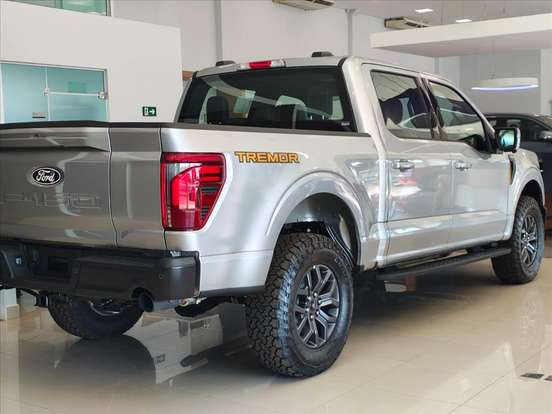 FORD-F-150-2025