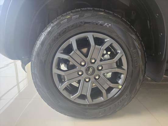 FORD-RANGER-2.0 TURBO DIESEL CD BLACK 4X2 AUTOMÁTICO FORD-RANGER-2025