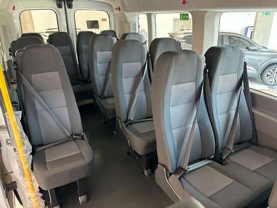 FORD-TRANSIT-2023