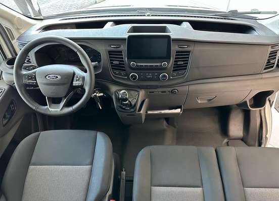 FORD-TRANSIT-2023