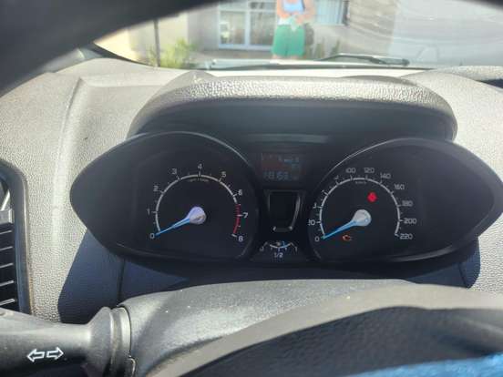 FORD-ECOSPORT-2014