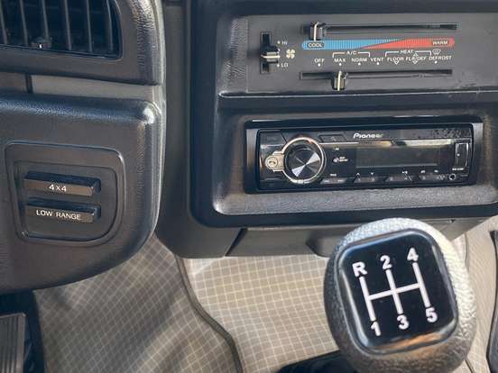 FORD-F-1000-4.3 XL 4X4 CS TURBO DIESEL 2P MANUAL FORD-F-1000-1998