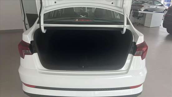 HYUNDAI-HB20S-2025