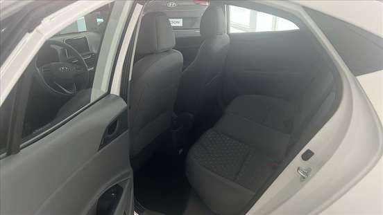 HYUNDAI-HB20S-2025
