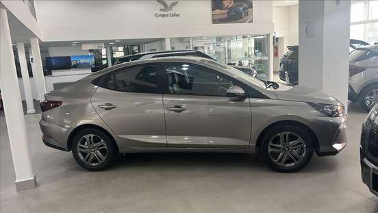 HYUNDAI-HB20S-2025