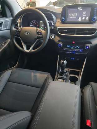HYUNDAI-TUCSON-2024