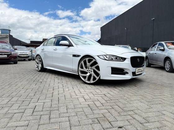 JAGUAR XE 2.0 16V INGENIUM P250 GASOLINA R-SPORT 4P AUTOMÁTICO