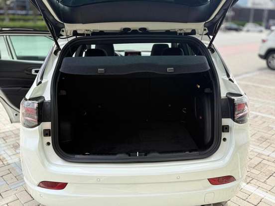 JEEP-COMPASS-2024
