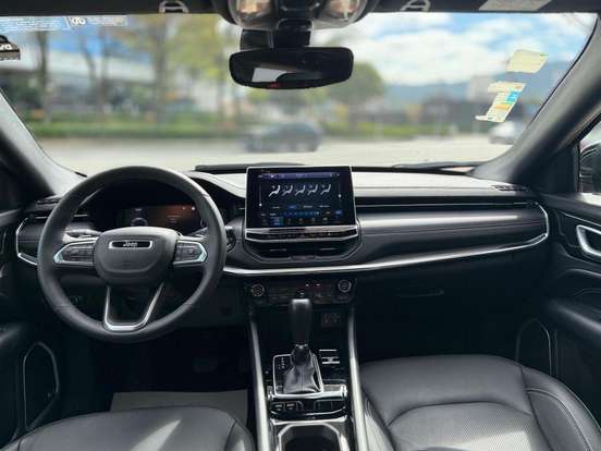 JEEP-COMPASS-2024
