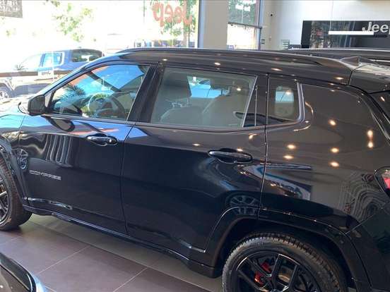JEEP-COMPASS-2.0 HURRICANE 4 TURBO GASOLINA BLACKHAWK AT9 JEEP-COMPASS-2025