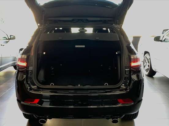 JEEP-COMPASS-2.0 HURRICANE 4 TURBO GASOLINA BLACKHAWK AT9 JEEP-COMPASS-2025