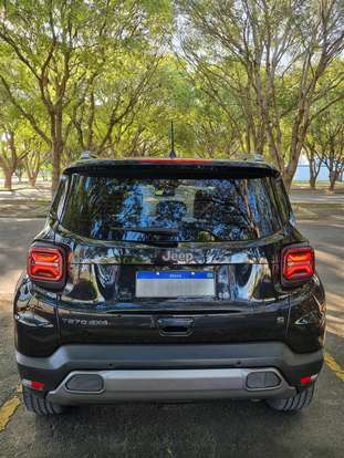 JEEP-RENEGADE-2022