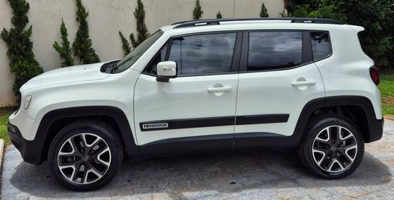 JEEP RENEGADE 2.0 16V TURBO DIESEL LONGITUDE 4P 4X4 AUTOMÁTICO