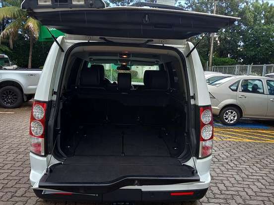 LAND ROVER-DISCOVERY 4-3.0 SE 4X4 V6 24V BI-TURBO DIESEL 4P AUTOMÁTICO LAND ROVER-DISCOVERY 4-2013