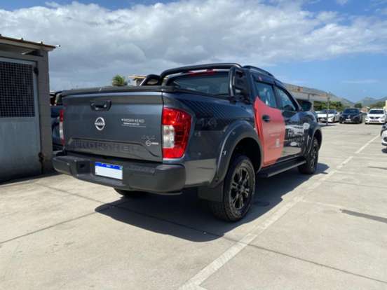 NISSAN-FRONTIER-2025