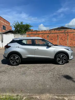 NISSAN-KICKS PLAY-2025