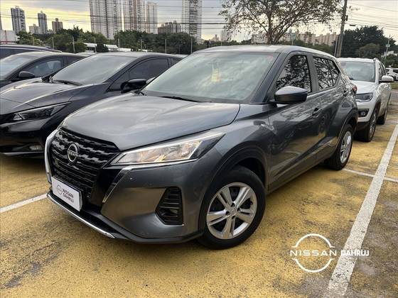 NISSAN KICKS PLAY 1.6 16V FLEXSTART ACTIVE PLUS XTRONIC