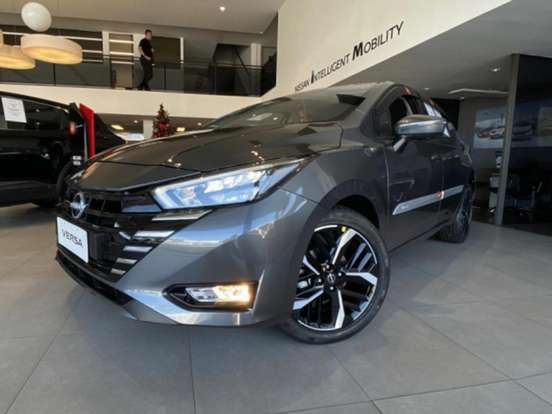 NISSAN-VERSA-2025