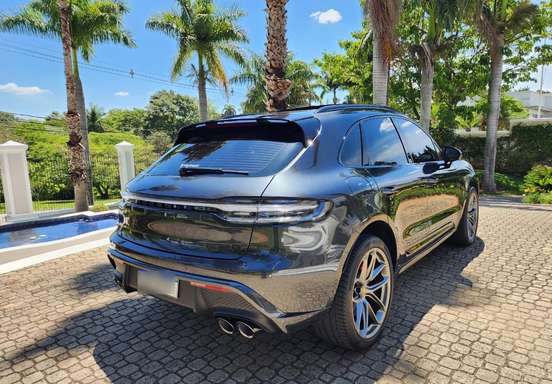 PORSCHE-MACAN-2023