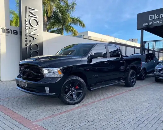 RAM CLASSIC 5.7 V8 GASOLINA LARAMIE CD 4X4 AUTOMÁTICO