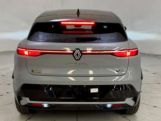 RENAULT-MEGANE-60 KW ELÉTRICO E-TECH EV60 RENAULT-MEGANE-2025