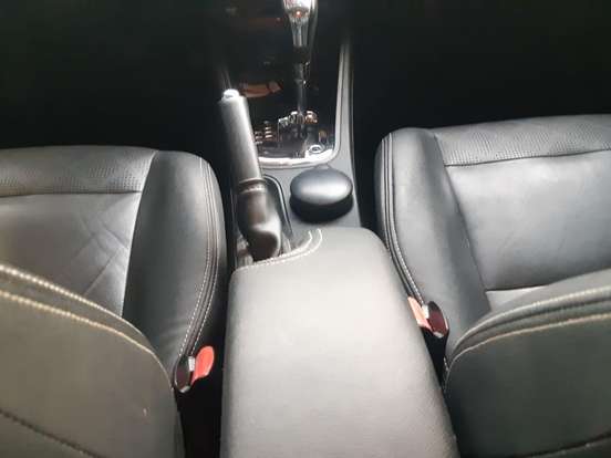 RENAULT-FLUENCE-2.0 DYNAMIQUE PLUS 16V FLEX 4P AUTOMÁTICO RENAULT-FLUENCE-2015