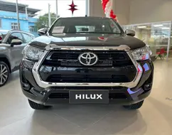 TOYOTA HILUX 2.8 D-4D TURBO DIESEL CD SRV 4X4 AUTOMÁTICO TOYOTA HILUX 2.8 D-4D TURBO DIESEL CD SRV 4X4 AUTOMÁTICO