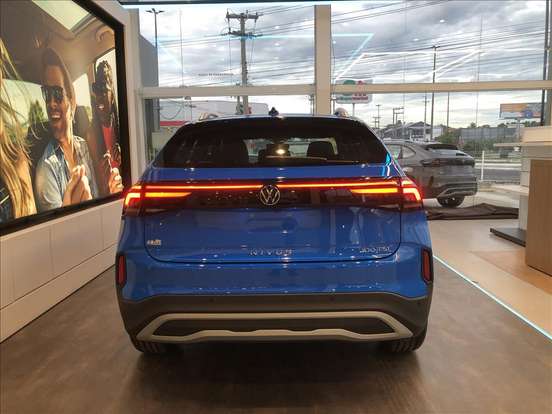 VOLKSWAGEN-NIVUS-1.0 200 TSI TOTAL FLEX HIGHLINE AUTOMÁTICO VOLKSWAGEN-NIVUS-2025