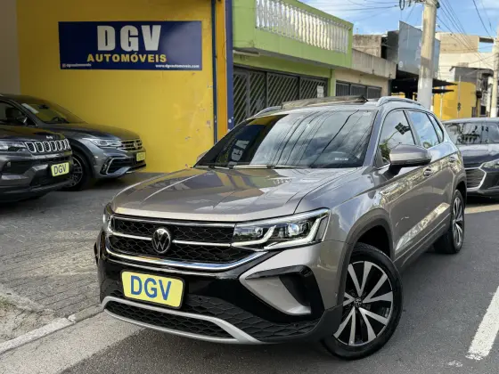 VOLKSWAGEN TAOS 1.4 250 TSI TOTAL FLEX HIGHLINE AUTOMÁTICO