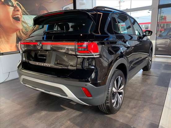 VOLKSWAGEN-T-CROSS-2025