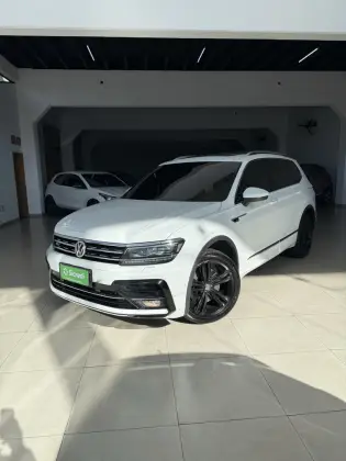 VOLKSWAGEN TIGUAN 2.0 350 TSI GASOLINA ALLSPACE R-LINE 4MOTION DSG VOLKSWAGEN TIGUAN 2.0 350 TSI GASOLINA ALLSPACE R-LINE 4MOTION DSG