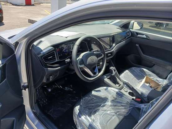 VOLKSWAGEN-VIRTUS-1.0 200 TSI COMFORTLINE AUTOMÁTICO VOLKSWAGEN-VIRTUS-2025