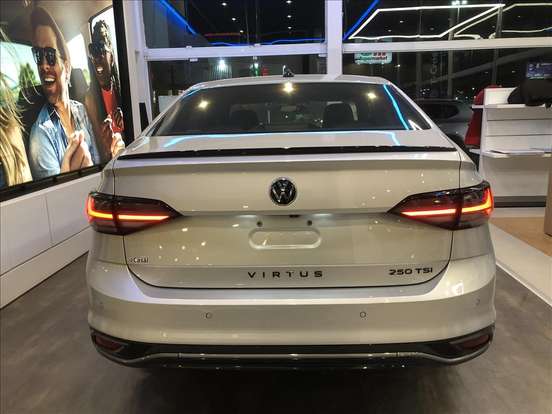 VOLKSWAGEN-VIRTUS-2025