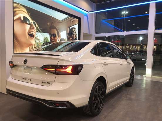 VOLKSWAGEN-VIRTUS-2025