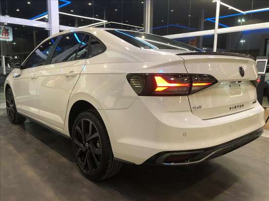 VOLKSWAGEN-VIRTUS-1.4 250 TSI EXCLUSIVE AUTOMÁTICO VOLKSWAGEN-VIRTUS-2025