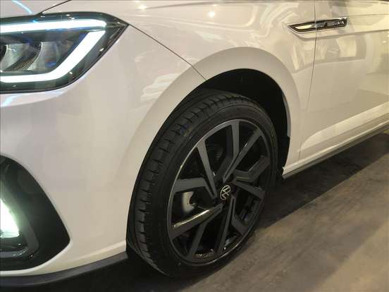 VOLKSWAGEN-VIRTUS-2025