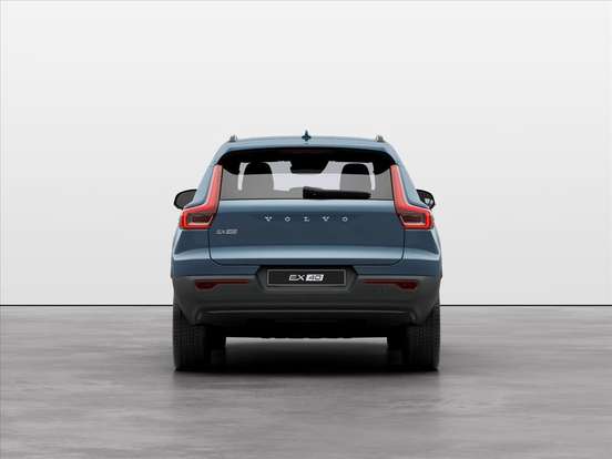 VOLVO-EX40-2025