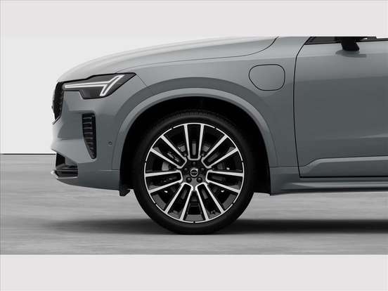 VOLVO-XC90-2025