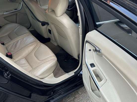 VOLVO-S60-2.0 T5 DYNAMIC GASOLINA 4P AUTOMÁTICO VOLVO-S60-2012