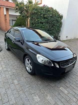 VOLVO-S60-2012