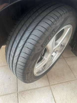 VOLVO-S60-2012