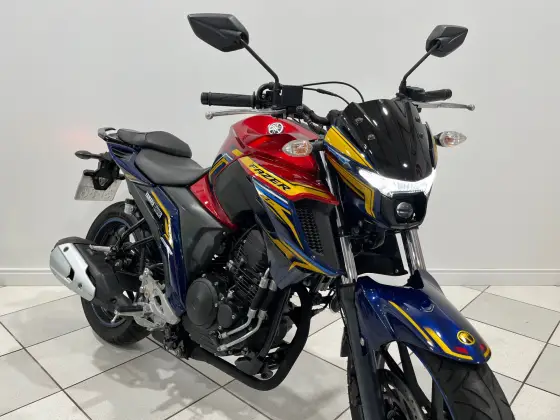 YAMAHA FZ25 FAZER ABS 