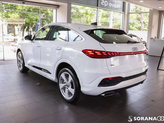 AUDI-Q5-2.0 TFSI GASOLINA SPORTBACK ADVANCED QUATTRO S TRONIC AUDI-Q5-2025